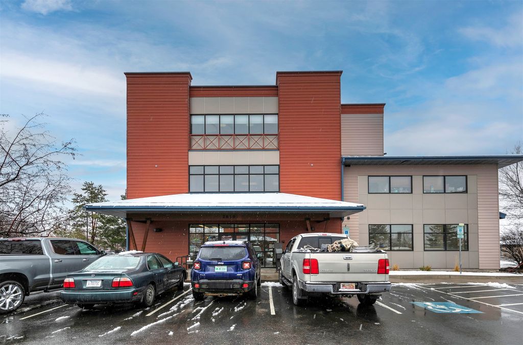 Photo of 2819 Great Northern Loop #200, Missoula, MT 59808 (MLS # 30066583)