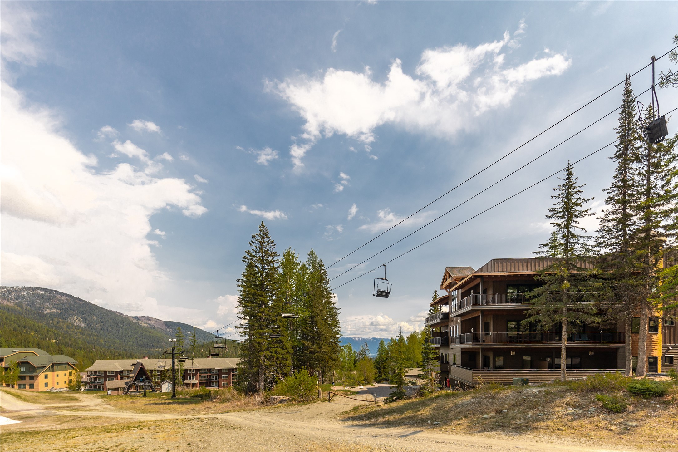 Whitefish, Montana 59937, United States, 3 Bedrooms Bedrooms, ,4 BathroomsBathrooms,Residential,Active,33196