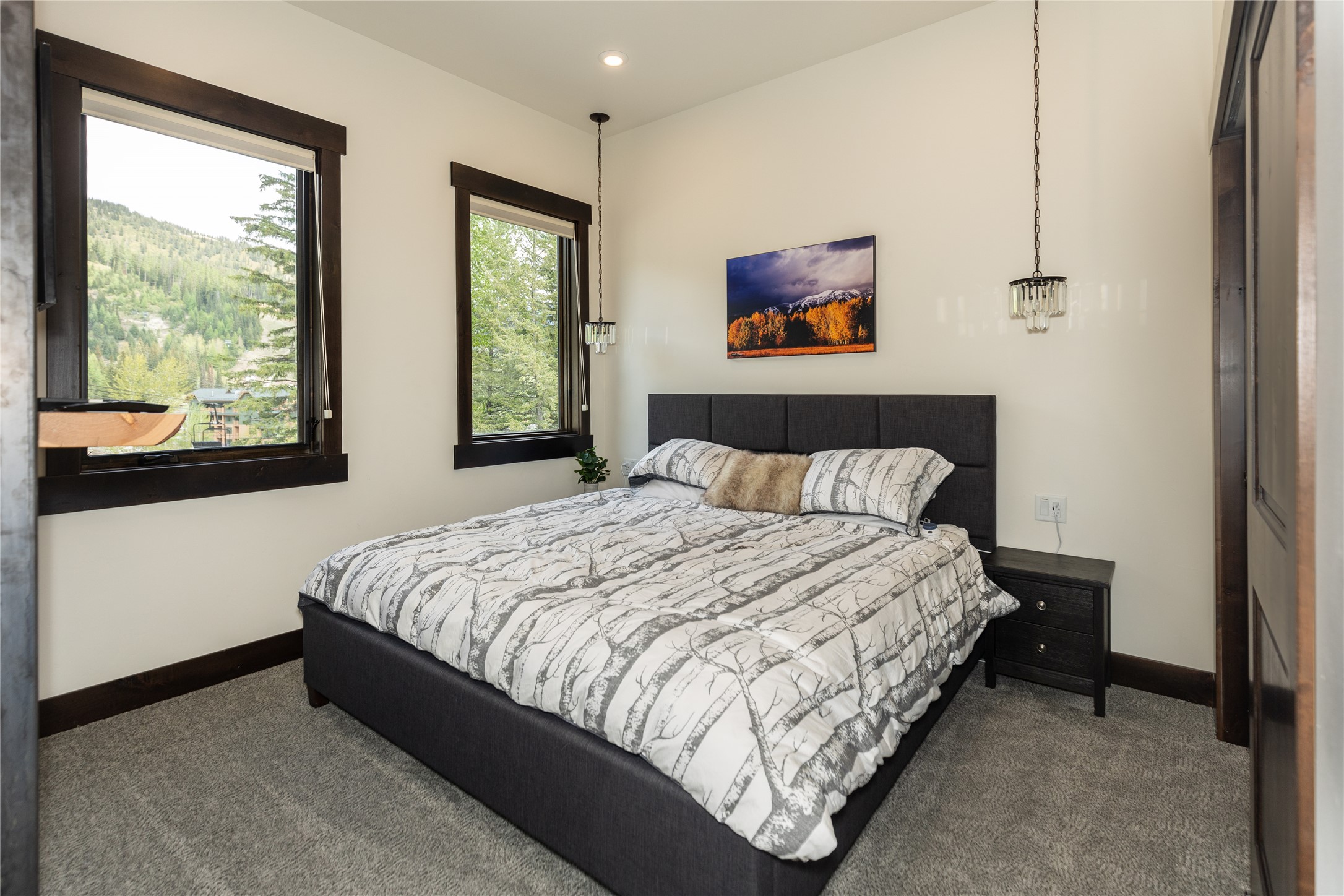 Whitefish, Montana 59937, United States, 3 Bedrooms Bedrooms, ,4 BathroomsBathrooms,Residential,Active,33196