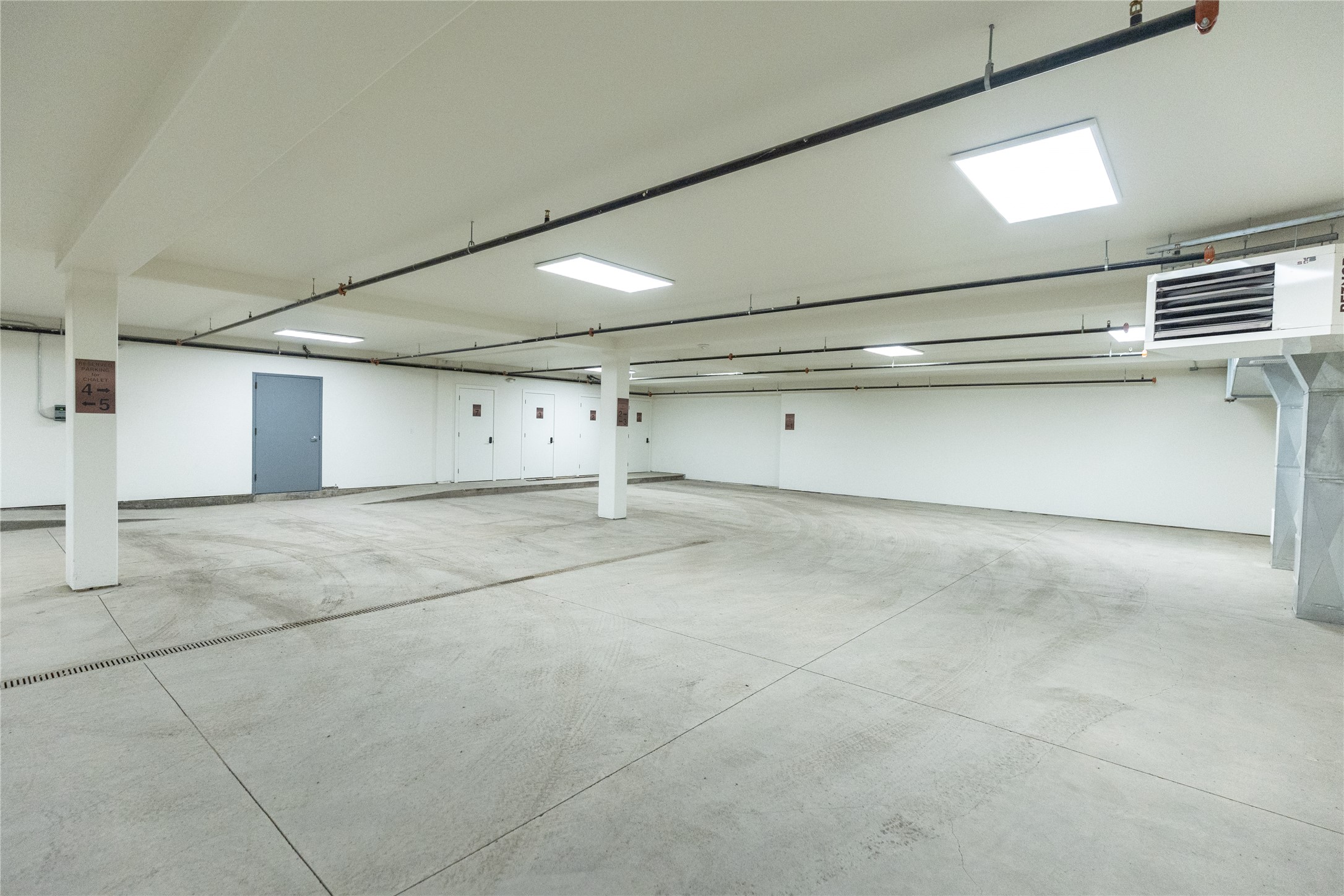 Whitefish, Montana 59937, United States, 3 Bedrooms Bedrooms, ,4 BathroomsBathrooms,Residential,Active,33196