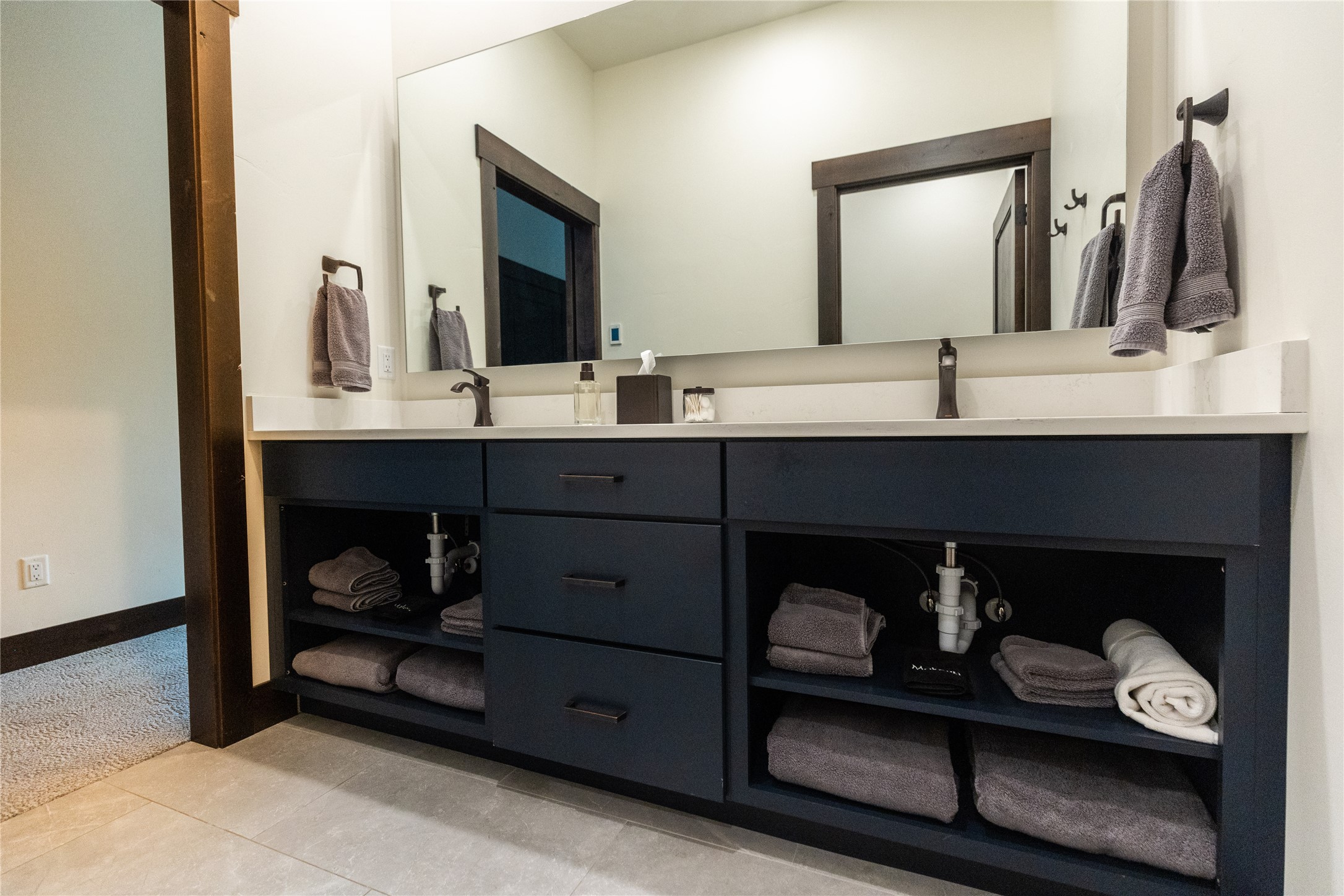 Whitefish, Montana 59937, United States, 3 Bedrooms Bedrooms, ,4 BathroomsBathrooms,Residential,Active,33196