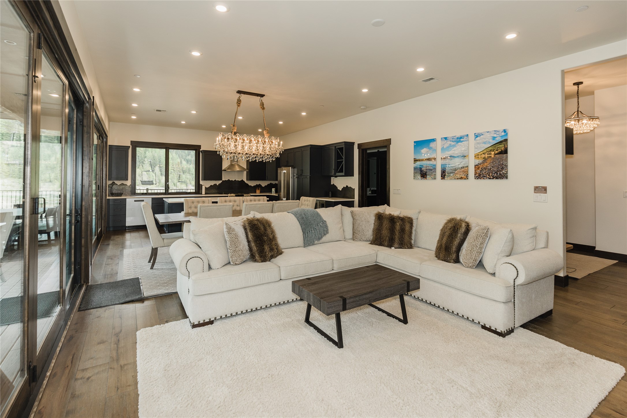 Whitefish, Montana 59937, United States, 3 Bedrooms Bedrooms, ,4 BathroomsBathrooms,Residential,Active,33196