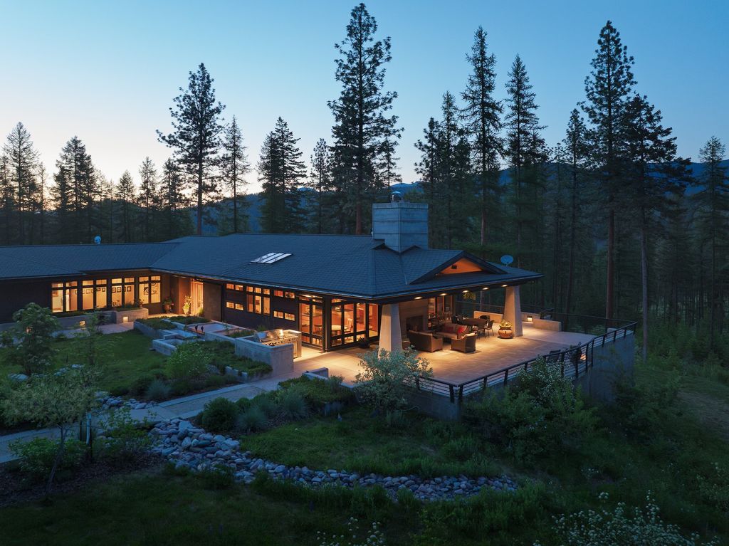 Photo of 6601 Russian Joe Road, Missoula, MT 59802 (MLS # 30068771)