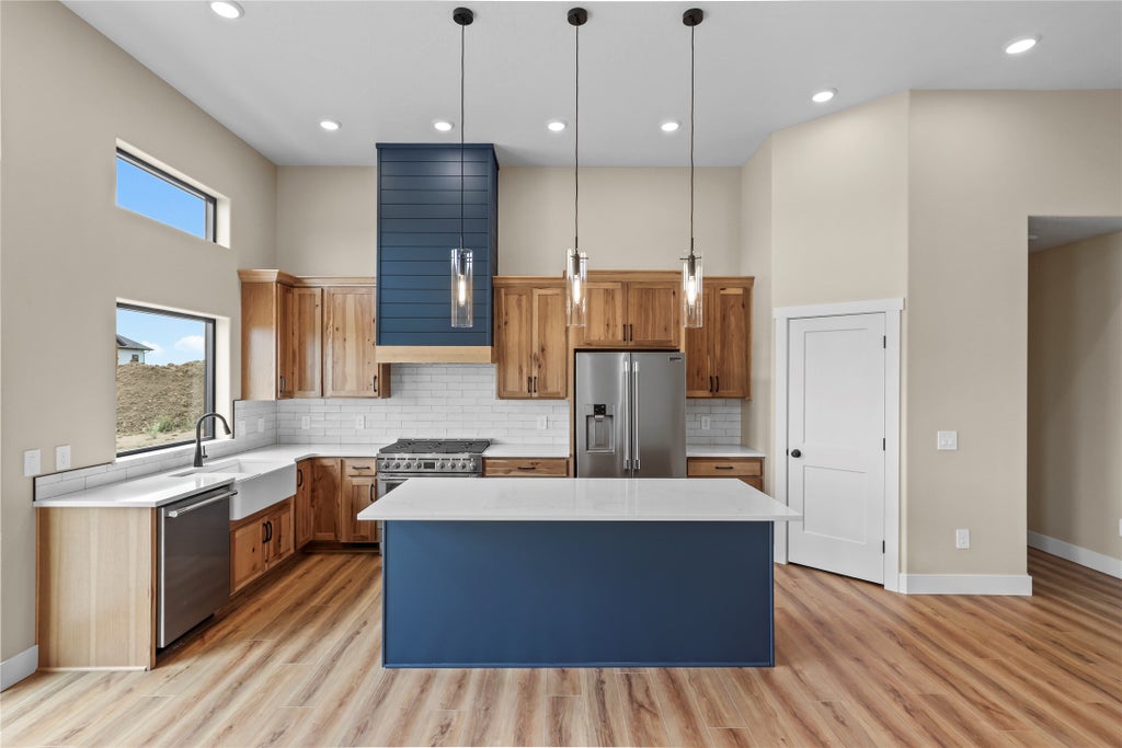 Photo of 56 Platinum Lane, Great Falls, MT 59405 (MLS # 30078650)