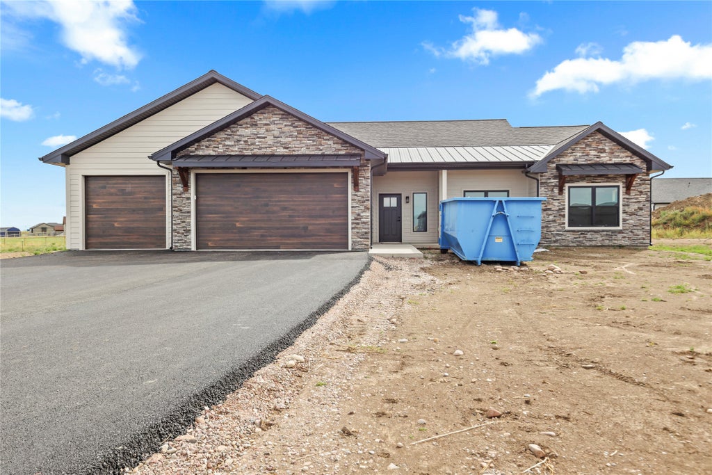 Photo of 56 Platinum Lane, Great Falls, MT 59405 (MLS # 30078650)