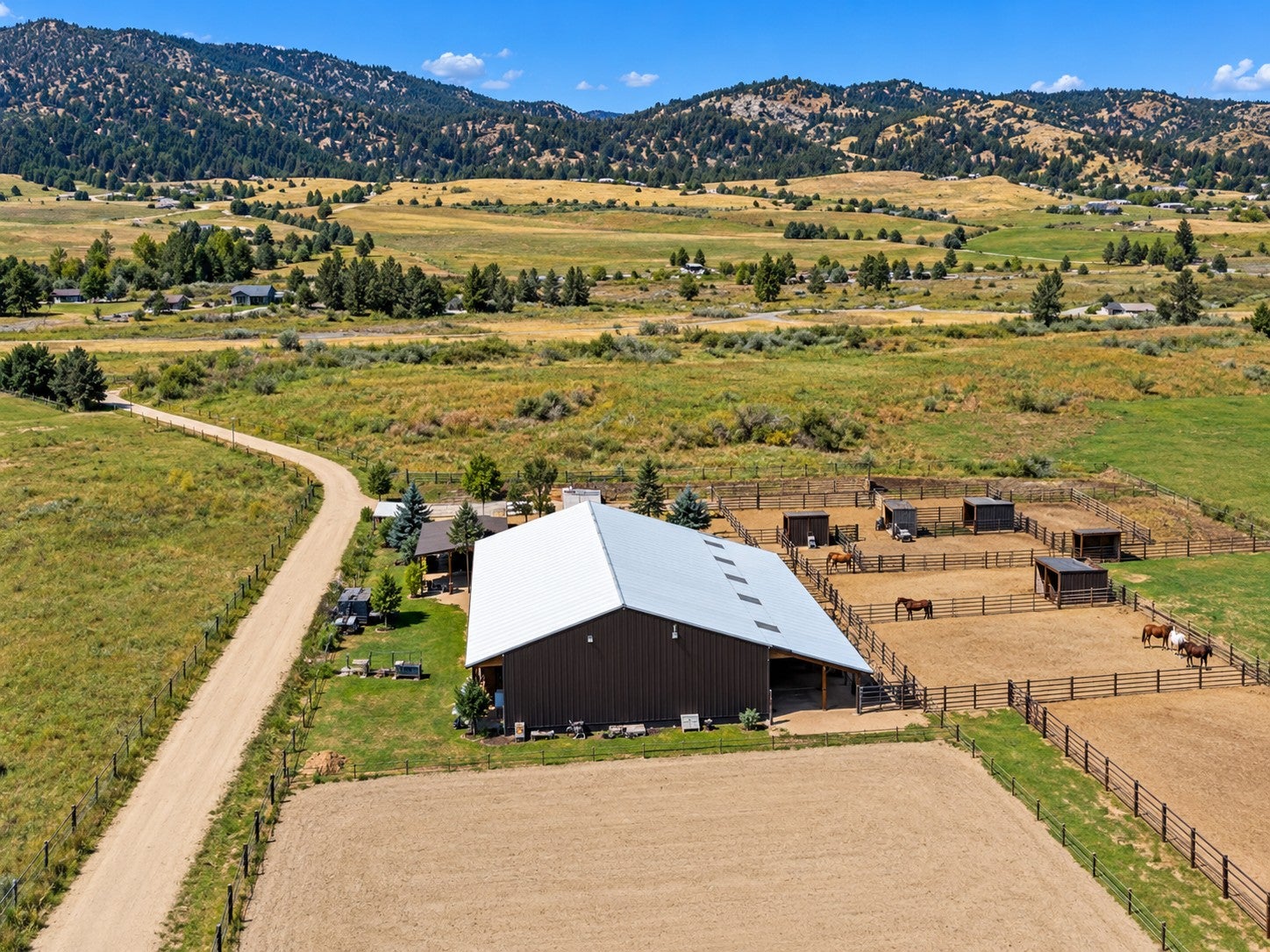 5228 Gardner Lane