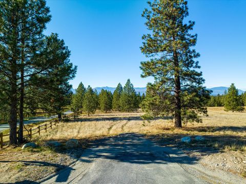 542 Paradise Loop Eureka MT 59917