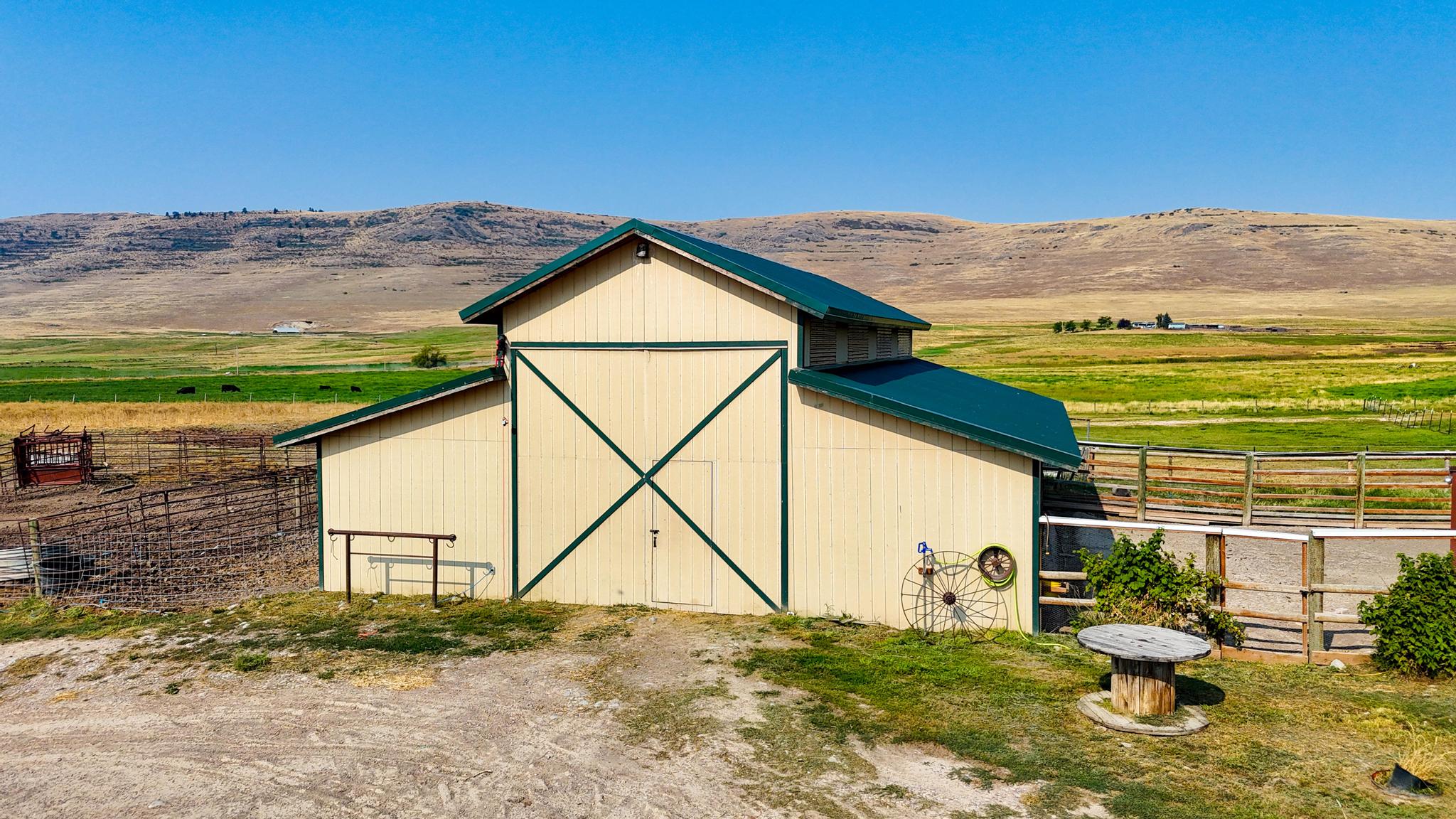 42464 Ridgeway Road