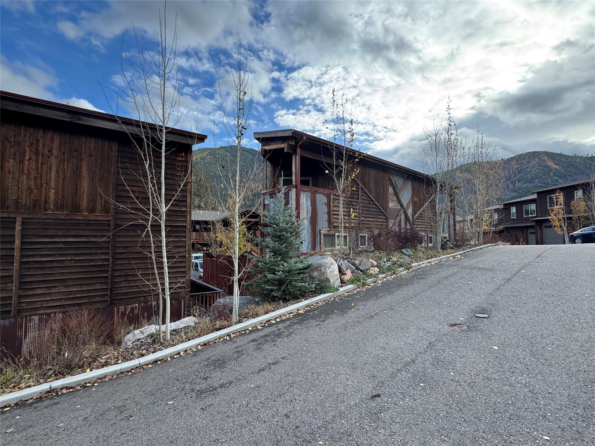 275 Jumbo Vista Way 1