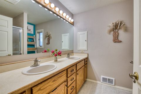 Tiny photo for 675 Warbler Lane, Corvallis, MT 59828 (MLS # 30070760)