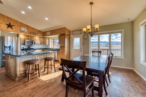 Tiny photo for 675 Warbler Lane, Corvallis, MT 59828 (MLS # 30070760)