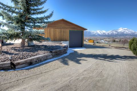 Tiny photo for 675 Warbler Lane, Corvallis, MT 59828 (MLS # 30070760)