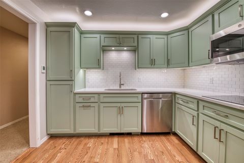 Tiny photo for 675 Warbler Lane, Corvallis, MT 59828 (MLS # 30070760)