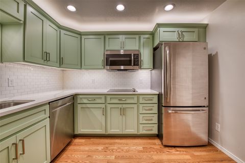Tiny photo for 675 Warbler Lane, Corvallis, MT 59828 (MLS # 30070760)