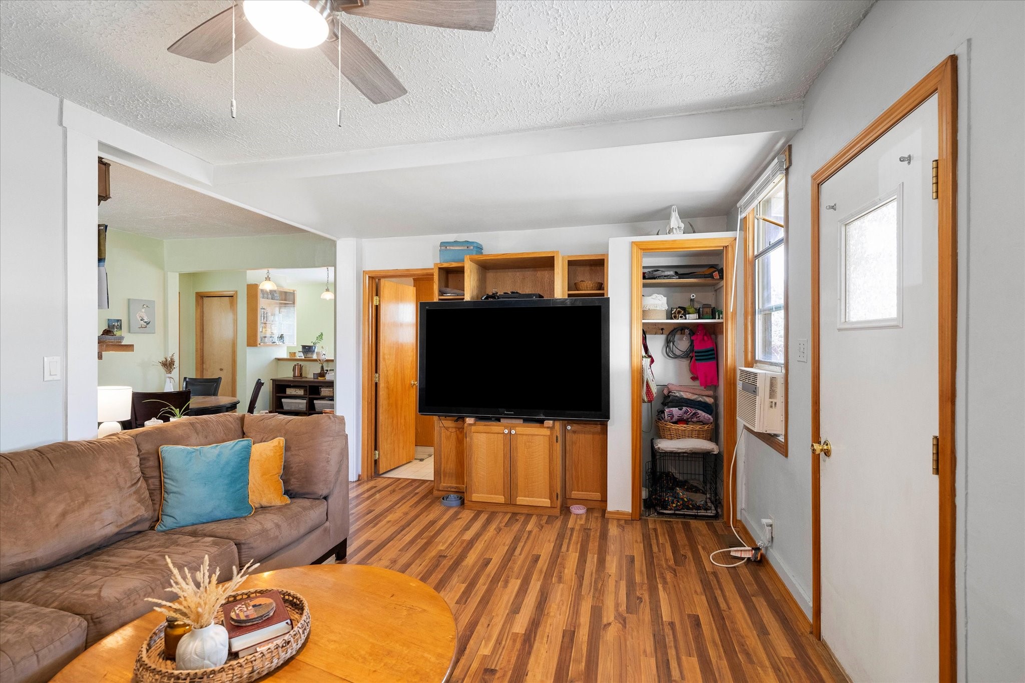 Plains, Montana 59859, United States, 3 Bedrooms Bedrooms, ,1 BathroomBathrooms,Residential,Pending,54874