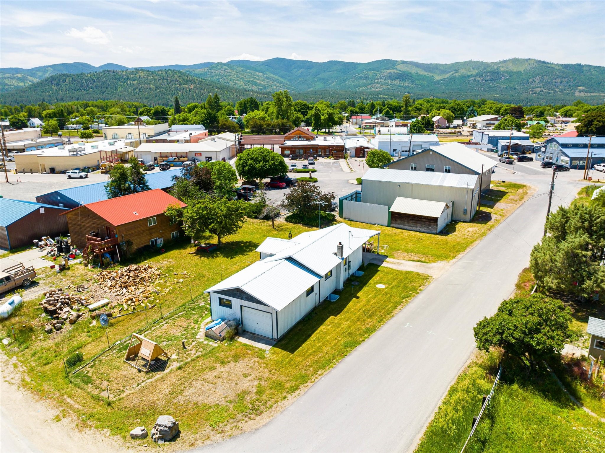 Plains, Montana 59859, United States, 3 Bedrooms Bedrooms, ,1 BathroomBathrooms,Residential,Pending,54874