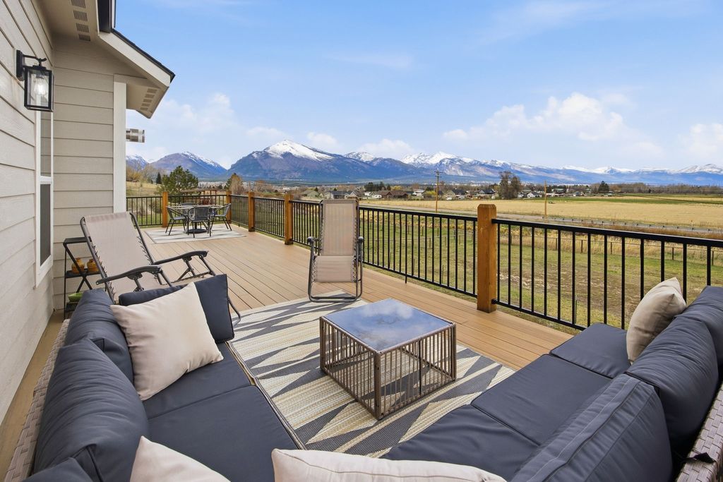 Photo of 845 Cochise Way, Hamilton, MT 59840 (MLS # 30067323)