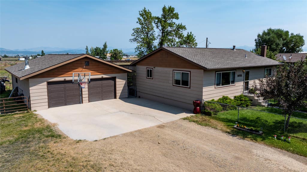 Photo of 3032 Howard Road, Helena, MT 59602 (MLS # 30076270)