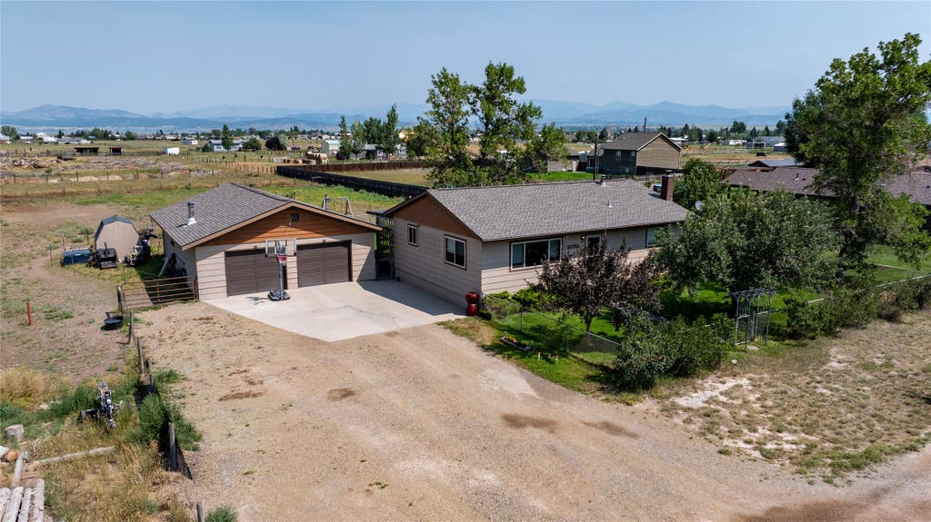 Photo of 3032 Howard Road, Helena, MT 59602 (MLS # 30076270)