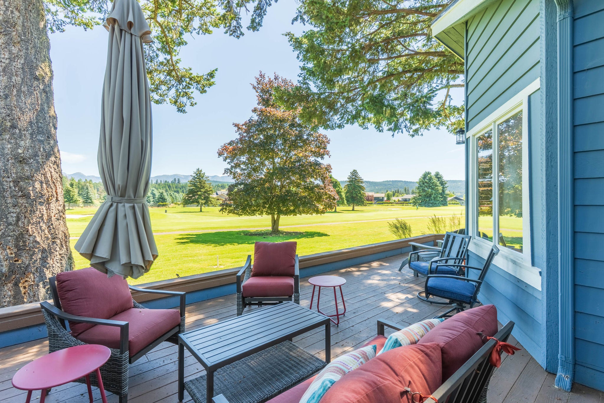 77 Golf Terrace