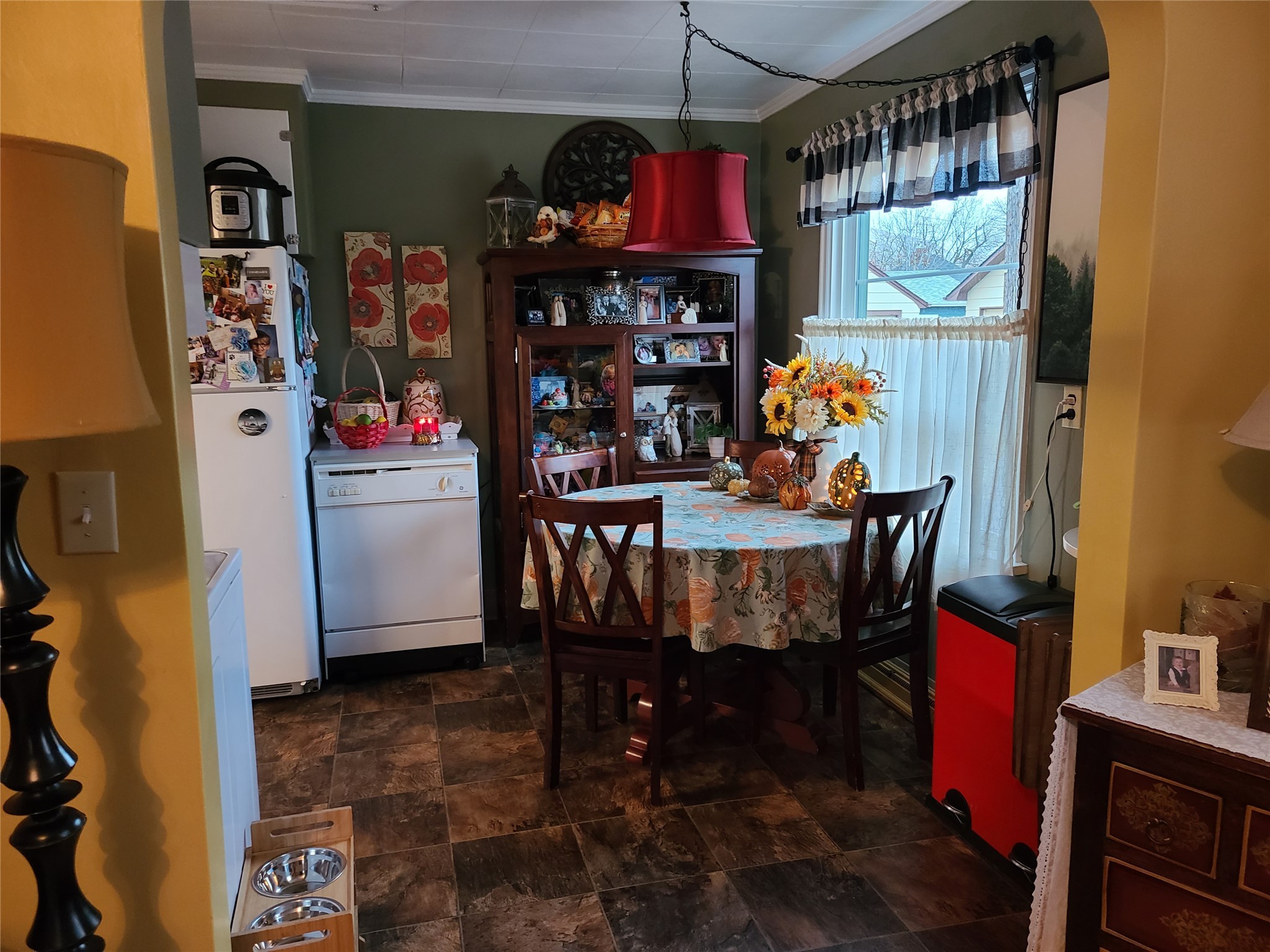 446 Woodford Street and 320 Beckwith