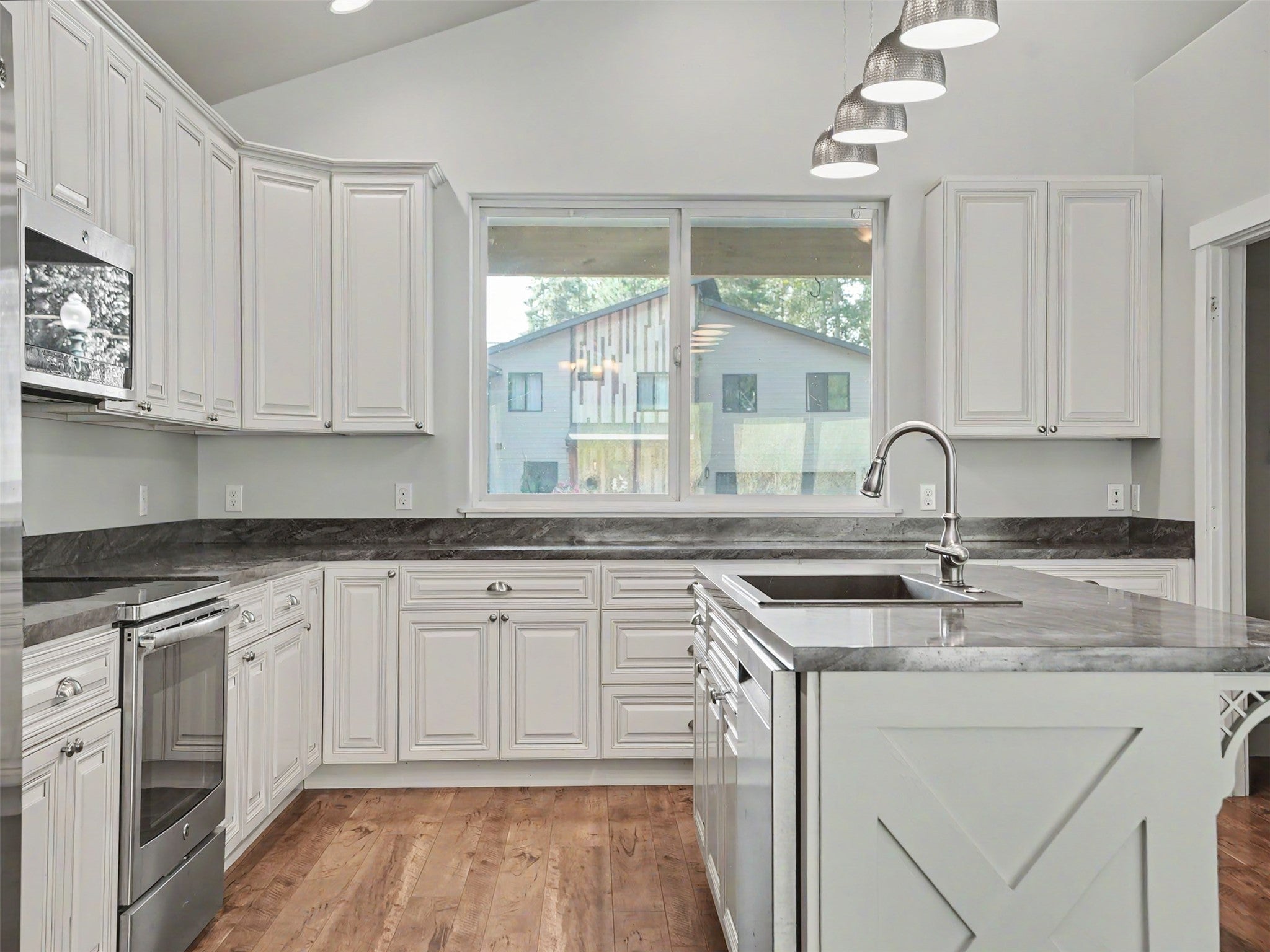 12 Cedar Pointe Loop
