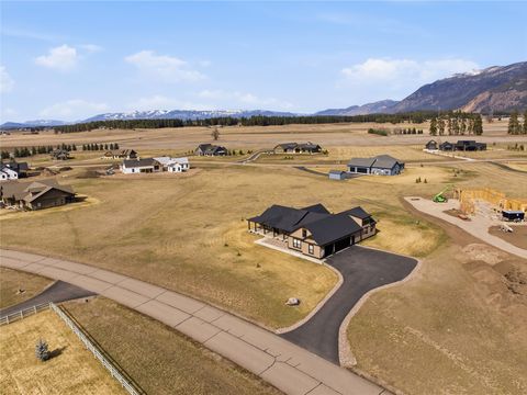Tiny photo for 5 Towering Pine Court, Kalispell, MT 59901 (MLS # 30067468)