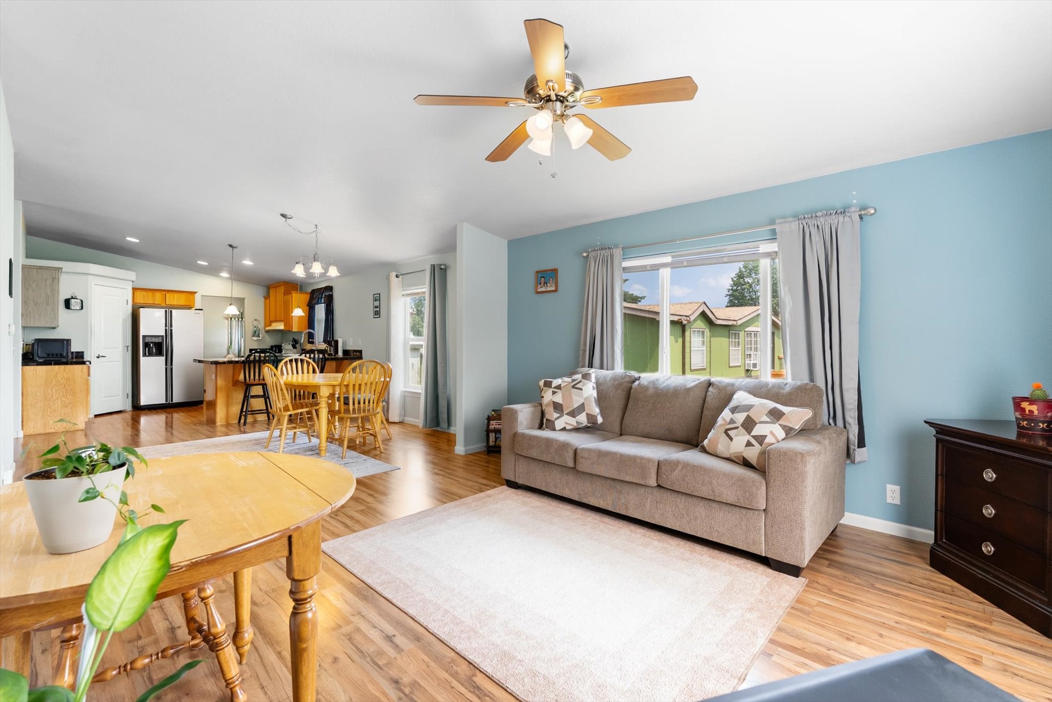 12841 Agate Drive