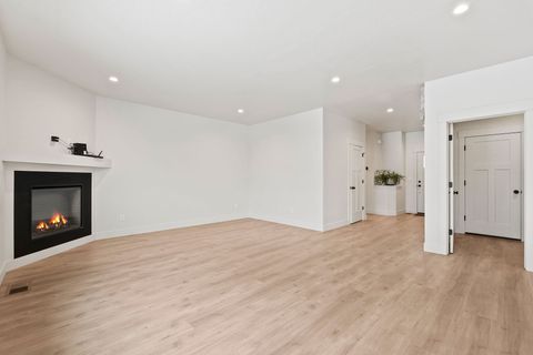 Tiny photo for 223 Cottage Drive, Kalispell, MT 59901 (MLS # 30067212)
