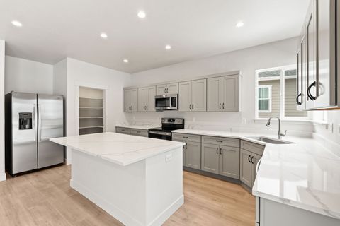 Tiny photo for 223 Cottage Drive, Kalispell, MT 59901 (MLS # 30067212)