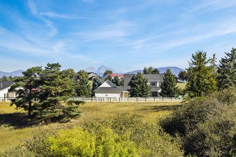 Tiny photo for 223 Cottage Drive, Kalispell, MT 59901 (MLS # 30067212)