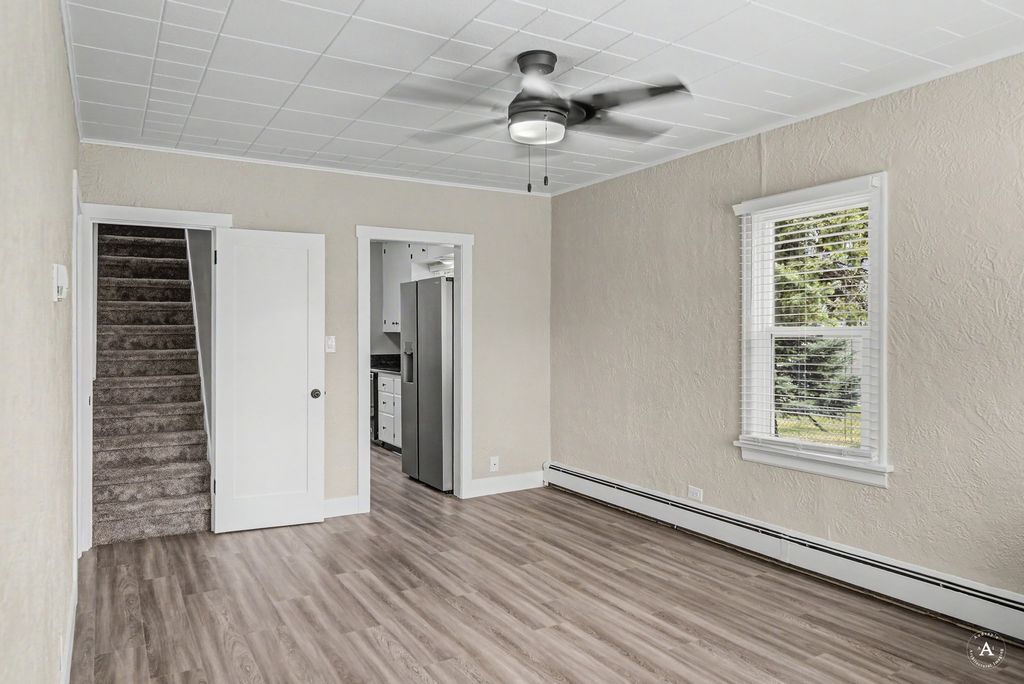 Photo of 1236 Phoenix Avenue, Helena, MT 59601 (MLS # 30069066)