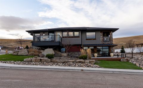 Photo of 3404 Kingwood Drive, Great Falls, MT 59404 (MLS # 30062140)