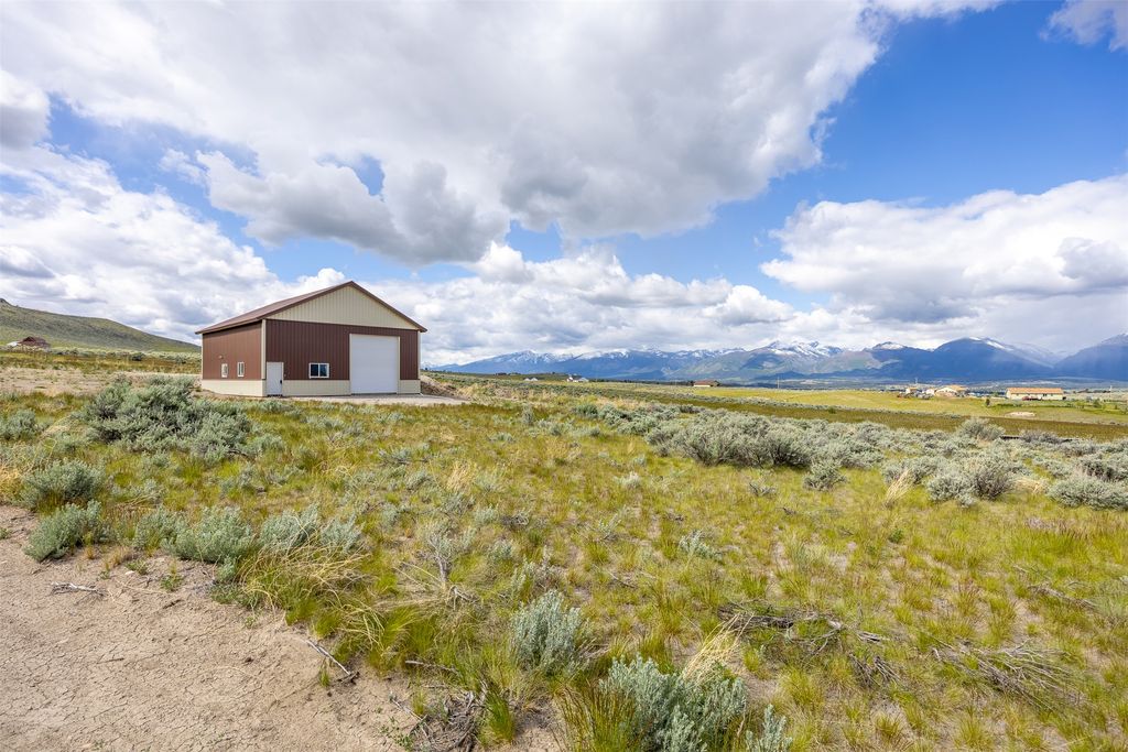 Photo of 1638 Michaels Way, Corvallis, MT 59828 (MLS # 30031126)