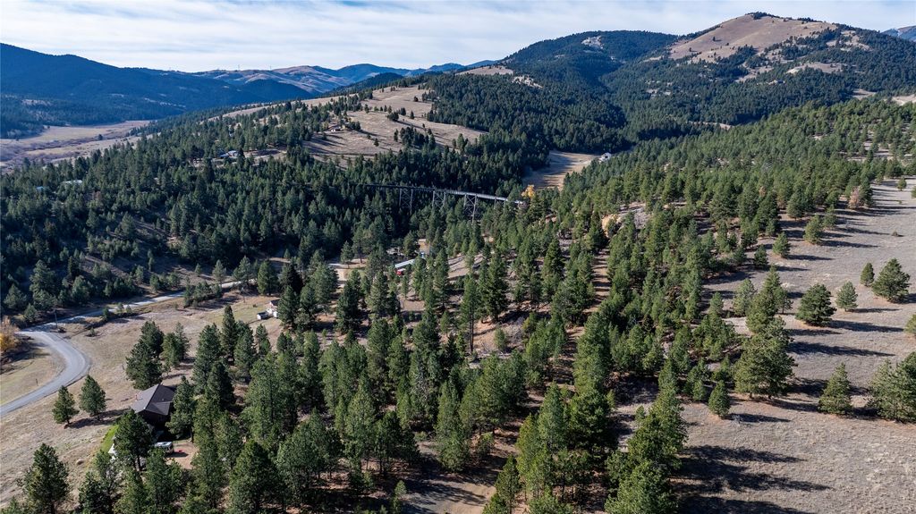 Photo of 87 Meadowlark Trail, Jefferson City, MT 59638 (MLS # 30060692)