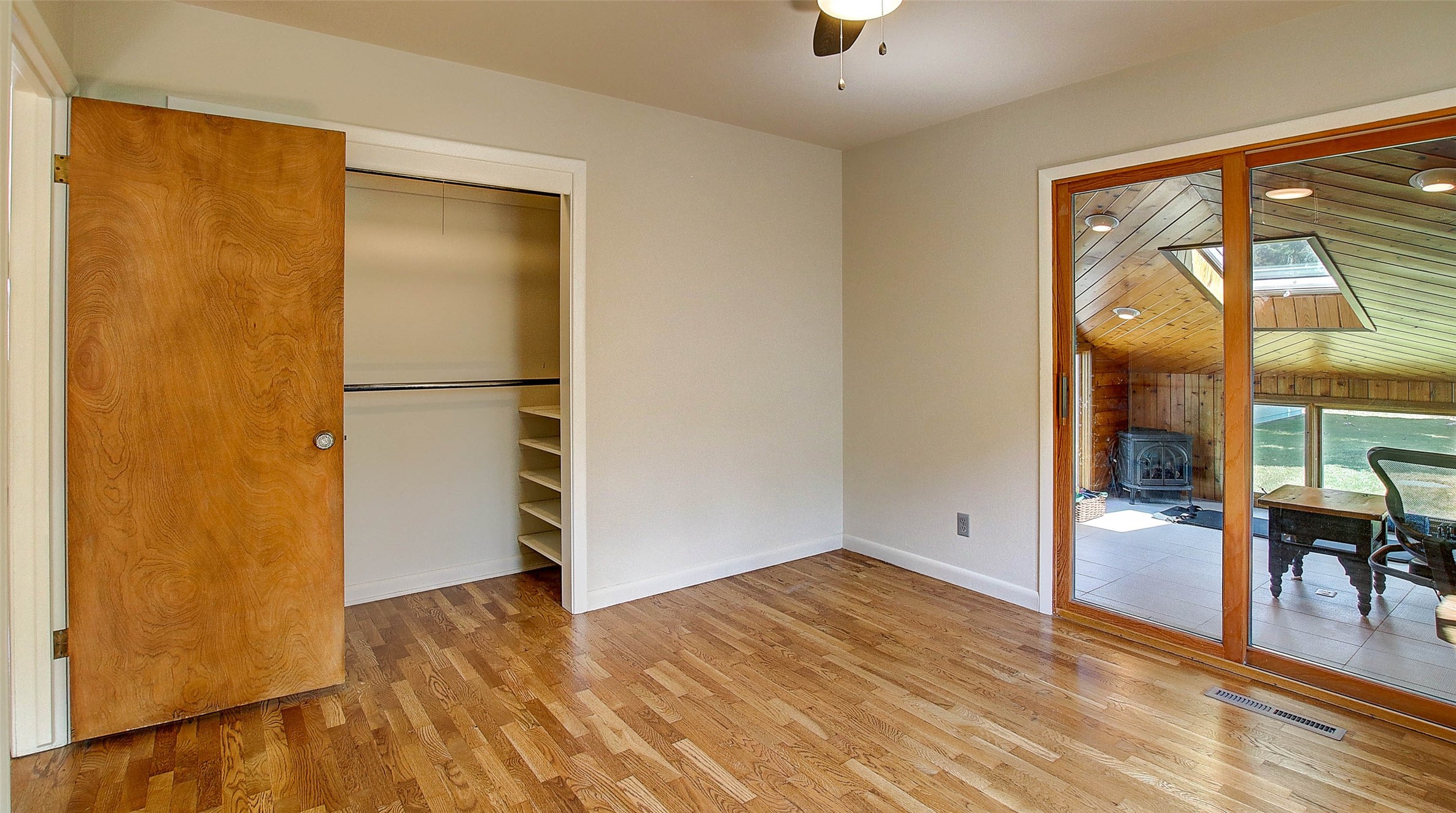 Missoula, Montana 59803, United States, 2 Bedrooms Bedrooms, ,2 BathroomsBathrooms,Residential,Pending,46823