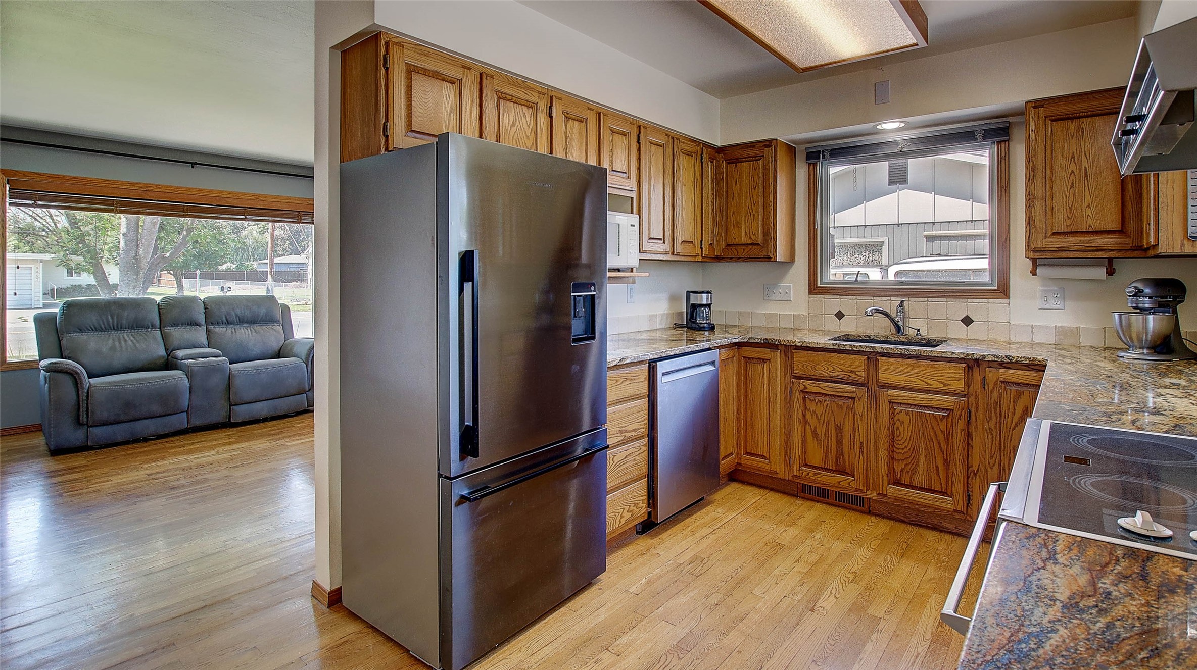 Missoula, Montana 59803, United States, 2 Bedrooms Bedrooms, ,2 BathroomsBathrooms,Residential,Pending,46823