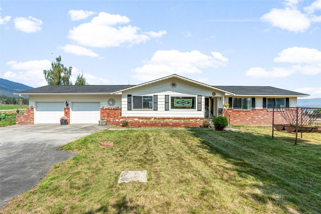 Photo of 803 Indian Prairie Loop, Victor, MT 59875 (MLS # 30056901)