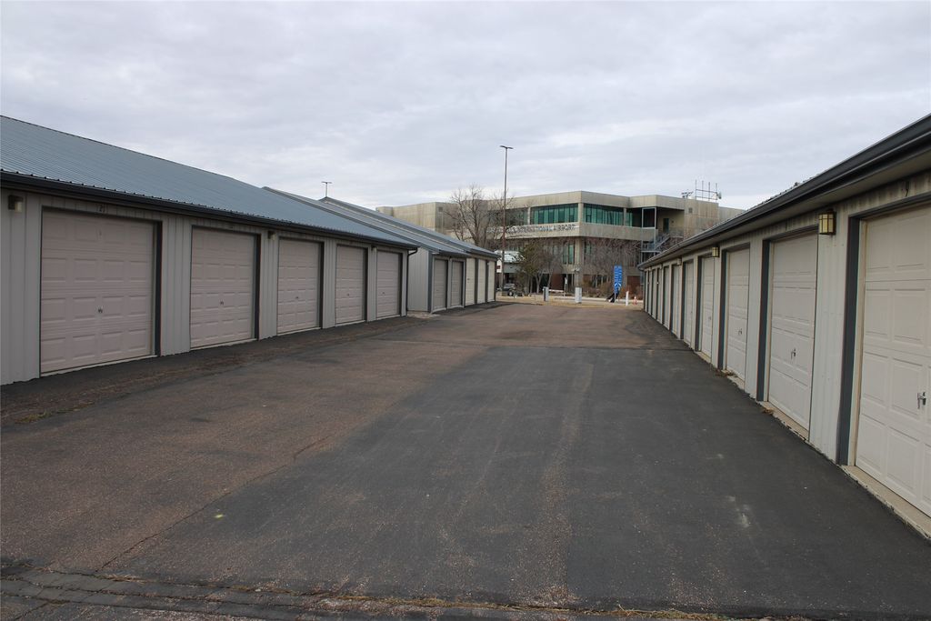 Photo of 2701 Terminal Drive #18, Great Falls, MT 59404 (MLS # 30063555)