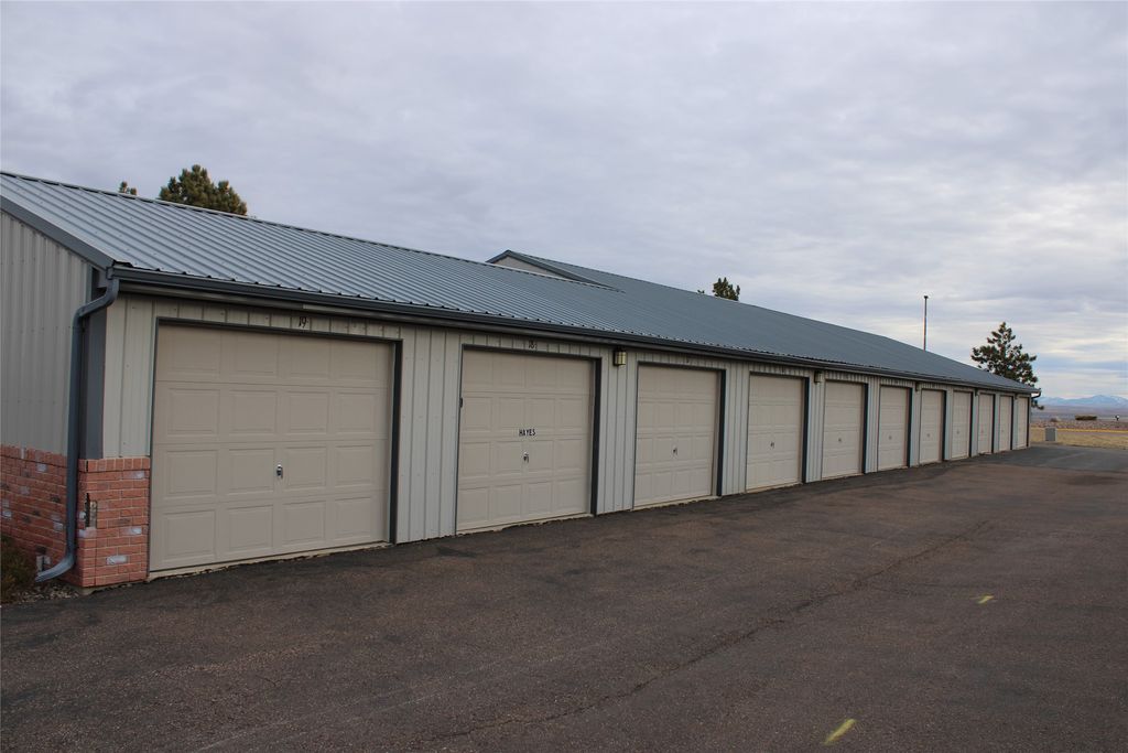 Photo of 2701 Terminal Drive #18, Great Falls, MT 59404 (MLS # 30063555)