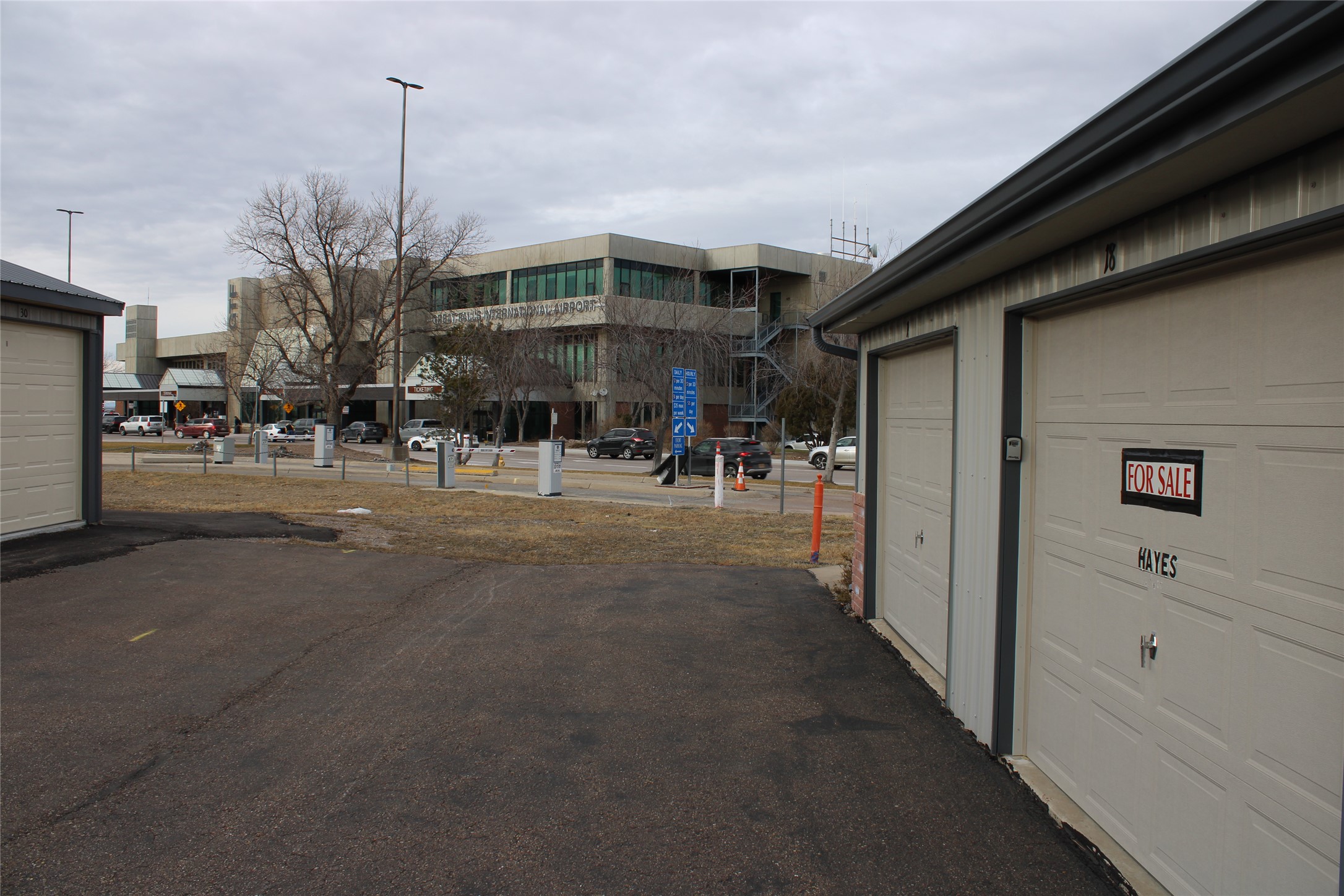 2701 Terminal Drive 18