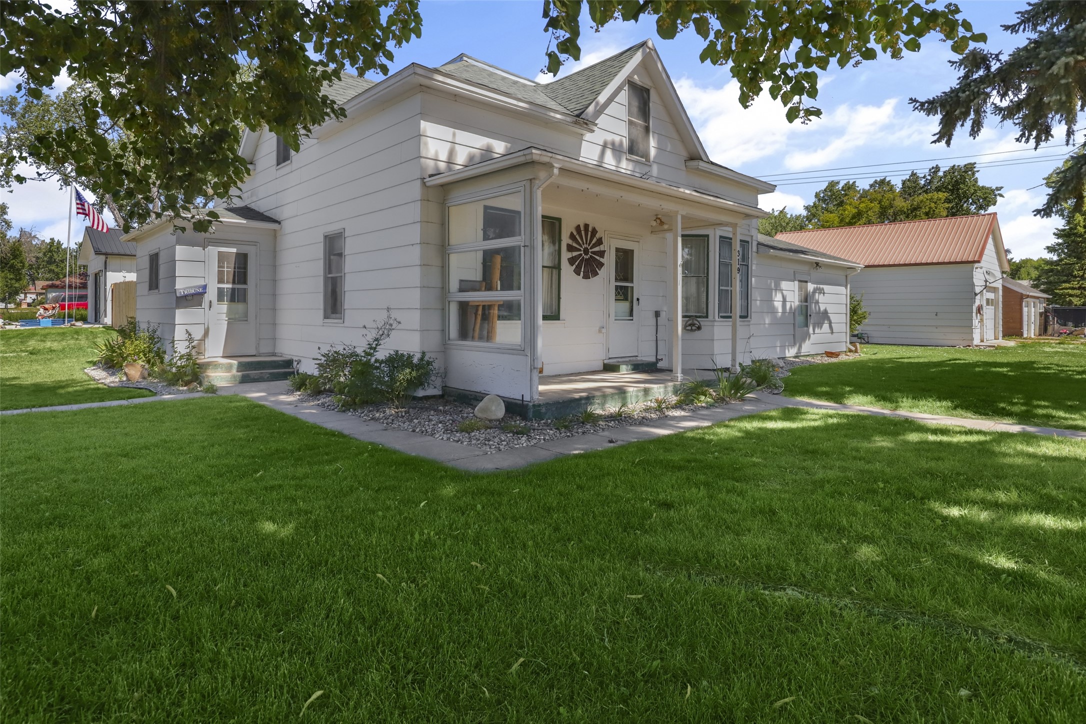 319 2nd Street SW