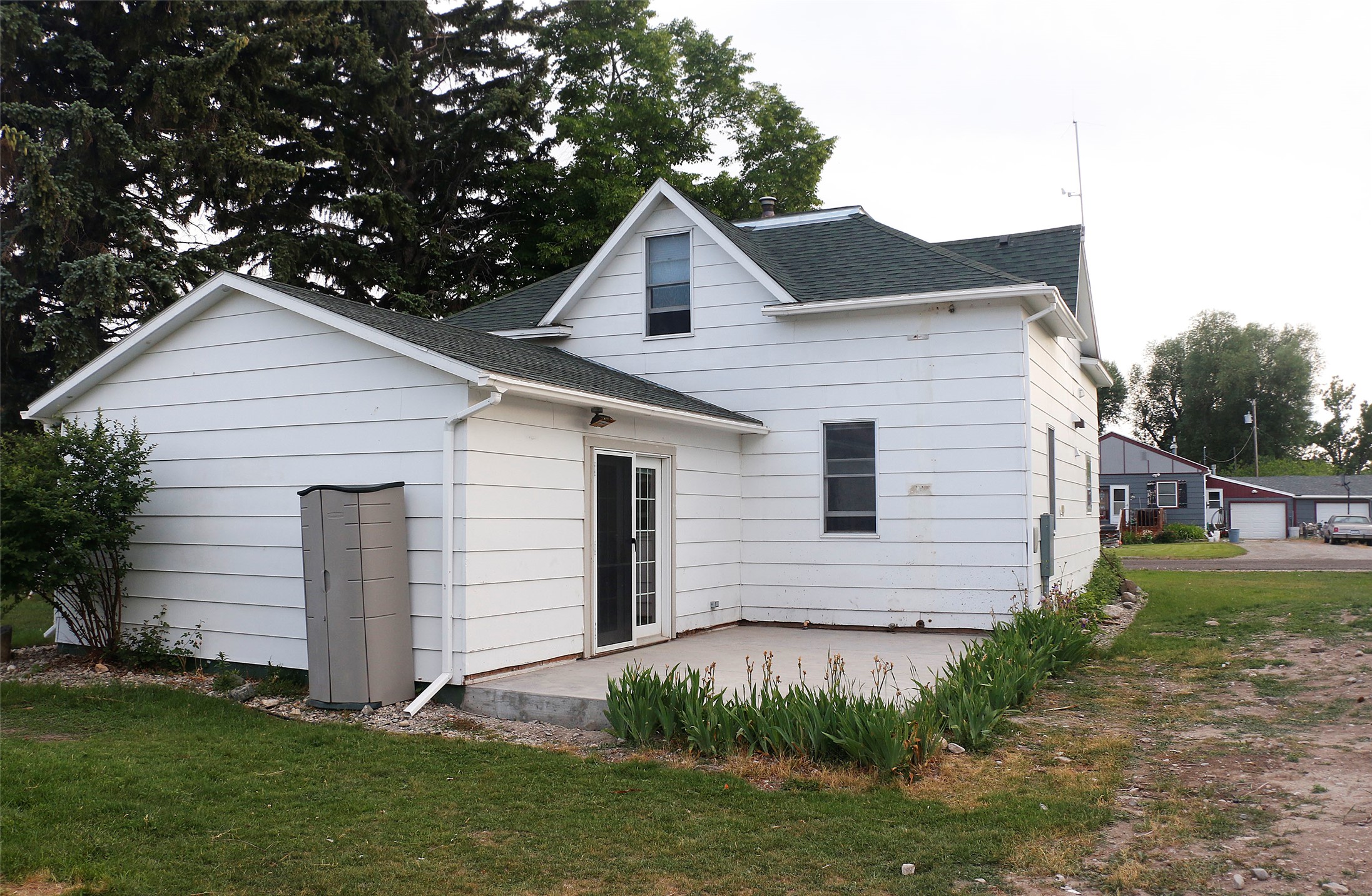 319 2nd Street SW