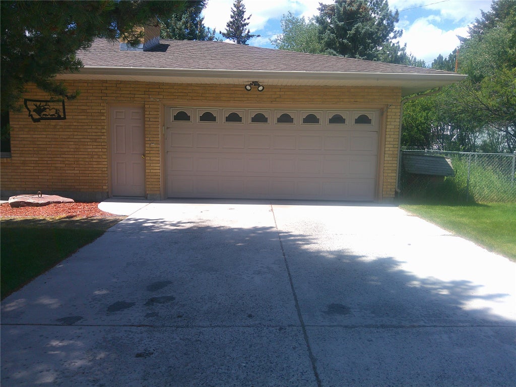 Photo of 2245 Skyway Avenue, Butte, MT 59701 (MLS # 30080177)