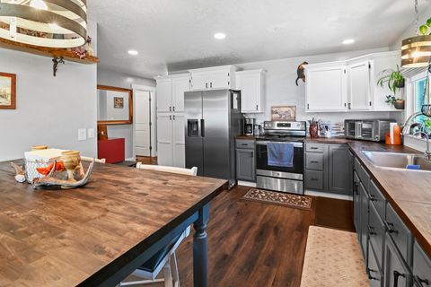 Tiny photo for 411 5th Avenue W, Kalispell, MT 59901 (MLS # 30071284)