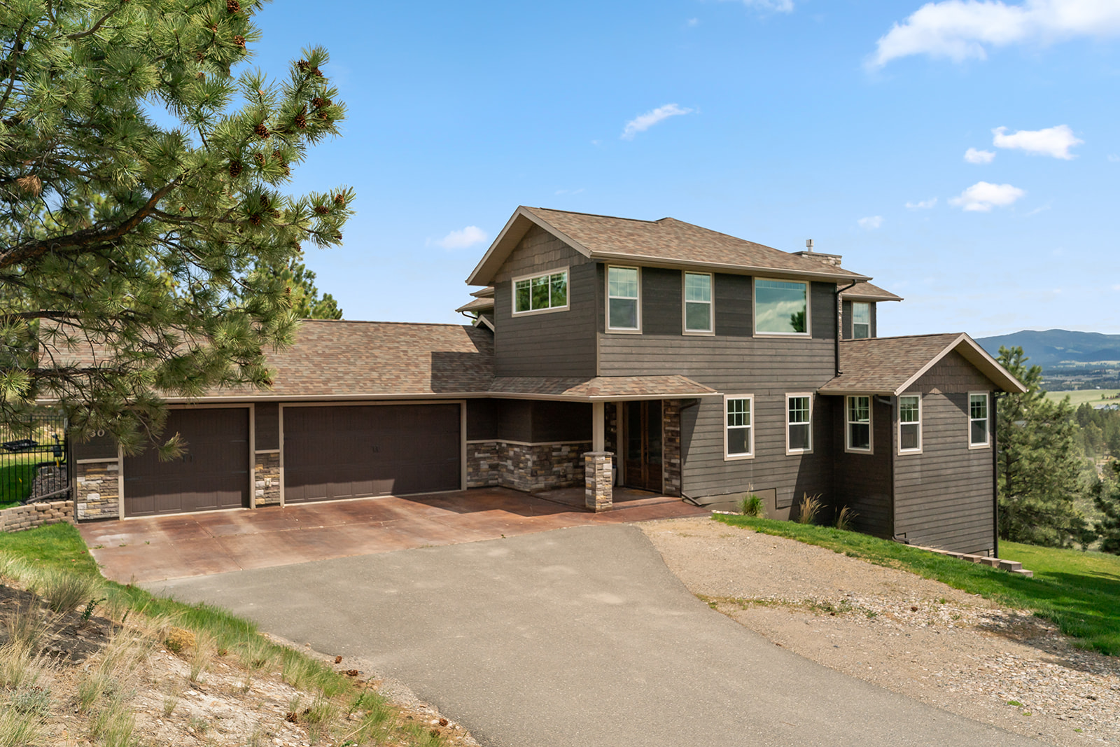 30 Meadowgrass Road