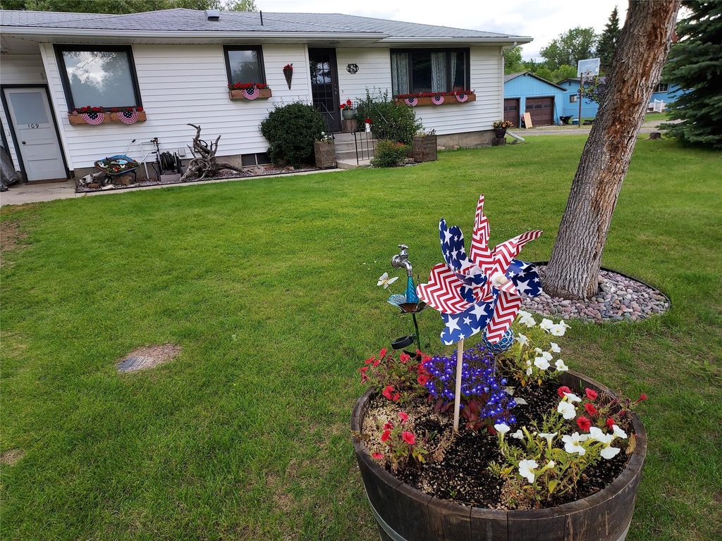 Photo of 109 N Jefferson Street, Boulder, MT 59632 (MLS # 30062031)