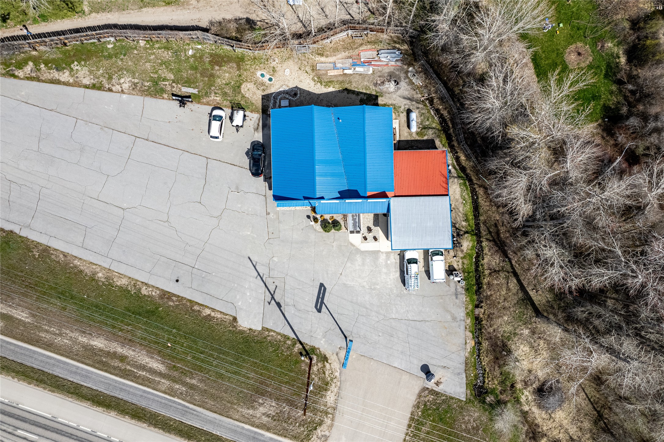 Victor, Montana 59875, United States, ,Commercial,Active,59687