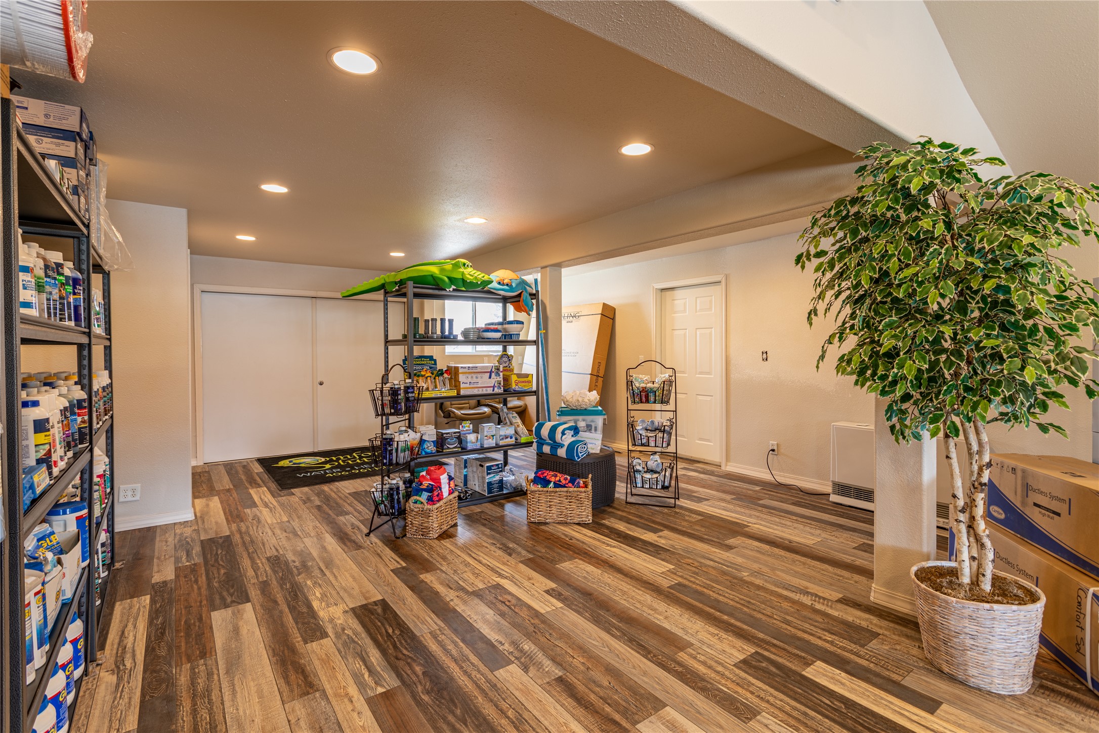 Victor, Montana 59875, United States, ,Commercial,Active,59687