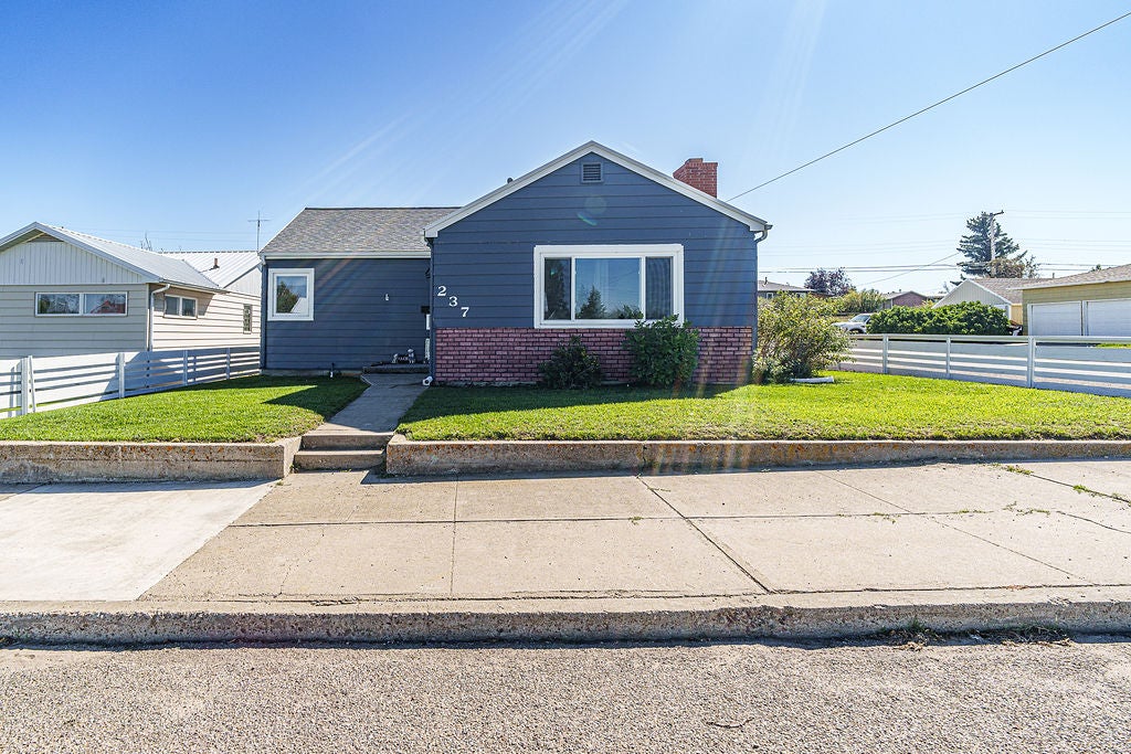 Photo of 237 5th Avenue SE, Cut Bank, MT 59427 (MLS # 30079106)
